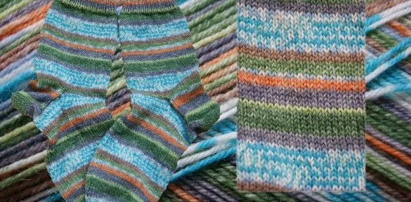 handgestrickte Socken aus Opalwolle in Größe 36/37